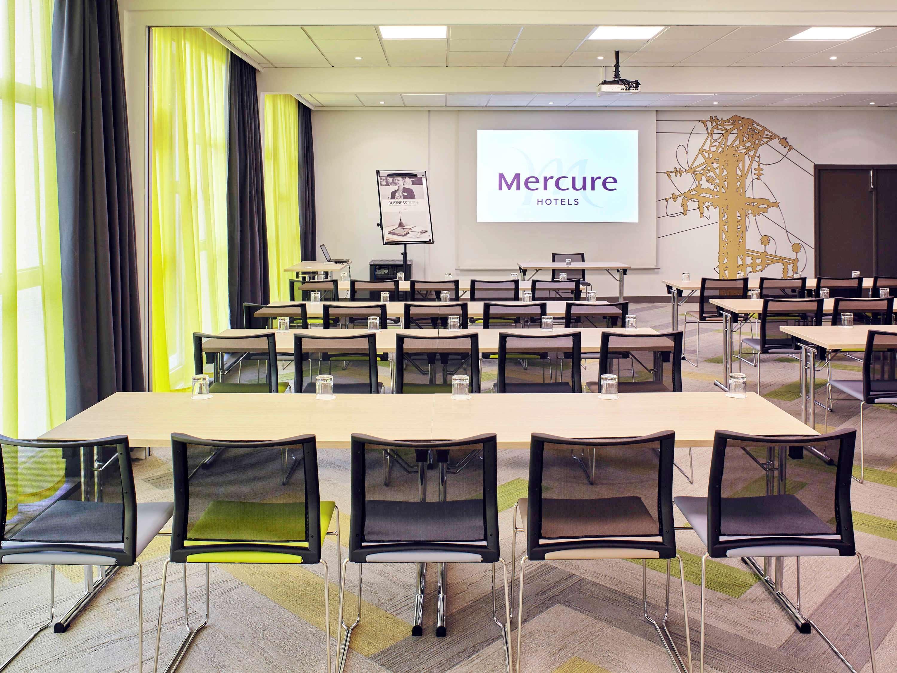 Mercure Paris Sud Les Ulis-Courtaboeuf Ngoại thất bức ảnh