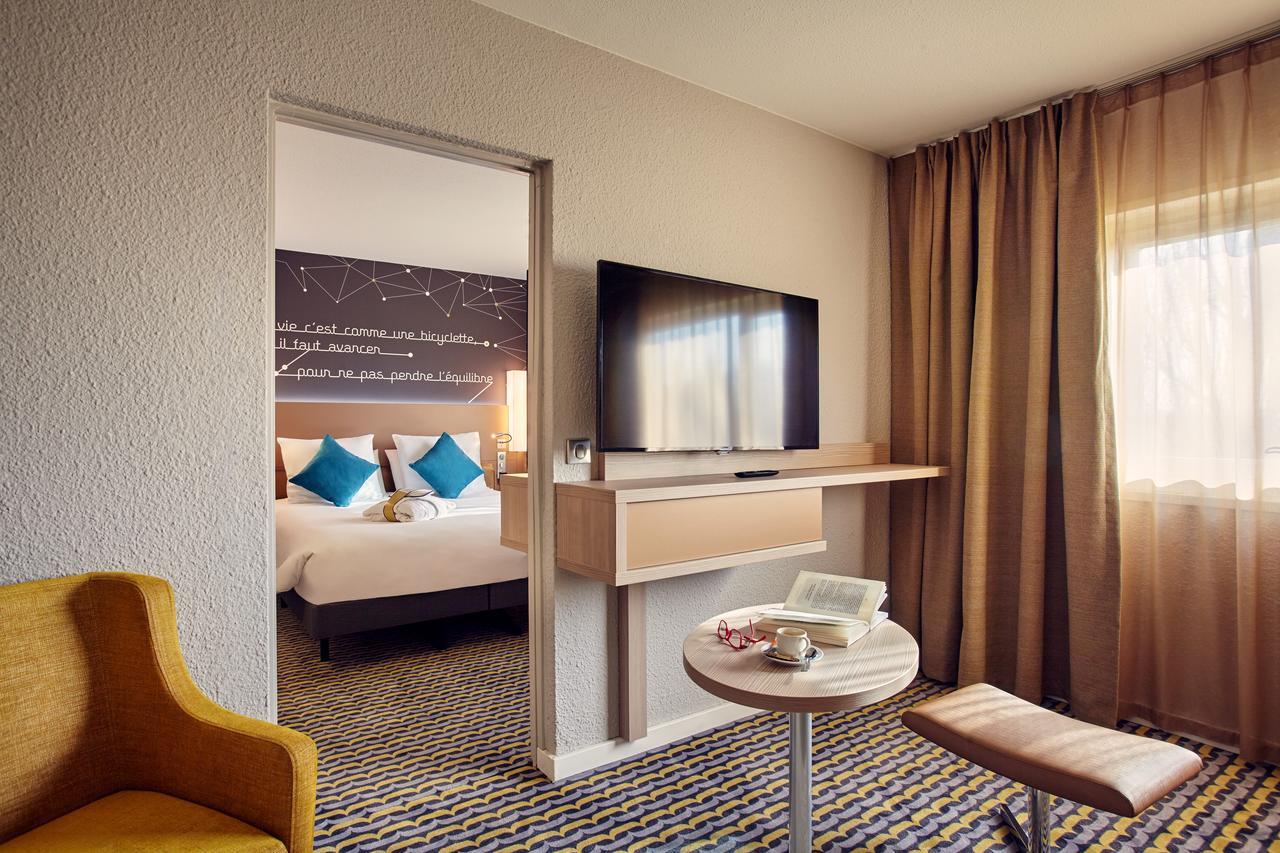 Mercure Paris Sud Les Ulis-Courtaboeuf Ngoại thất bức ảnh